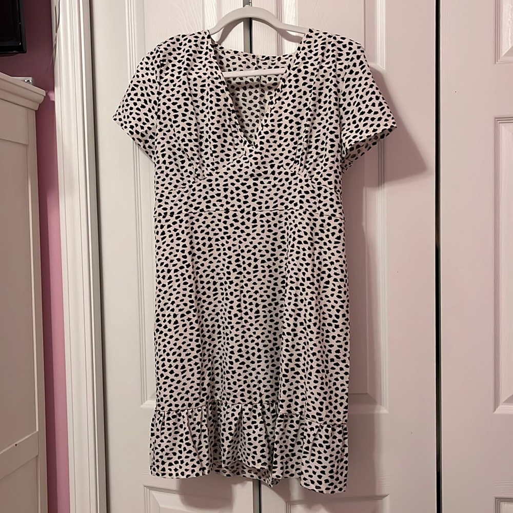 NWOT Leopard Print Black and White Short Dress With Ruffles Hem